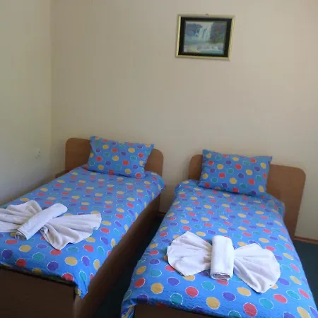 Hotel семеен 