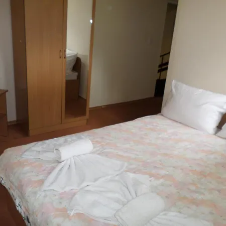 Hotel семеен 